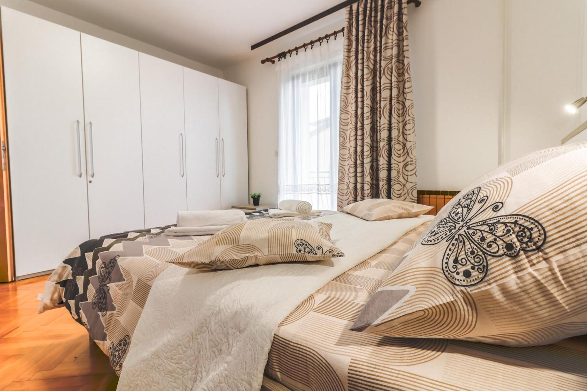 Guest house Vera Savic 3*